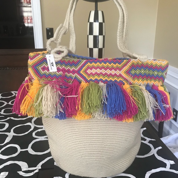 🌈Colorful Wayuu bucket bag!!! One of the kind🌸 - Picture 9 of 10